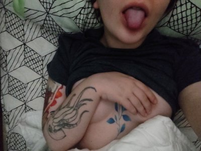 Kate_Shadow naked stripping on cam for live sex video chat