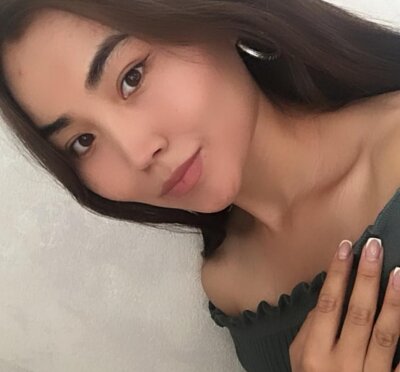 KatKanny naked stripping on cam for live sex video chat