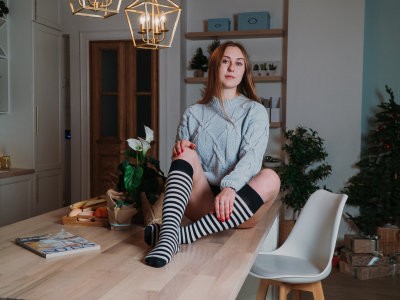 katrine_tempt naked stripping on cam for live sex video chat