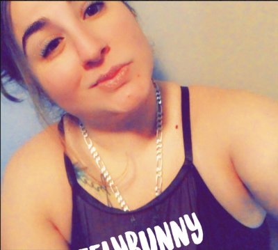 keelybunny naked stripping on cam for live sex video chat