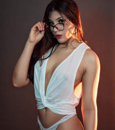 keylamiiller naked stripping on cam for live sex video chat