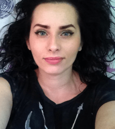kikimilfy naked stripping on cam for live sex video chat