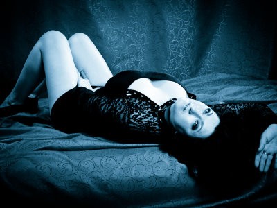 KinkyAmour naked stripping on cam for live sex video chat