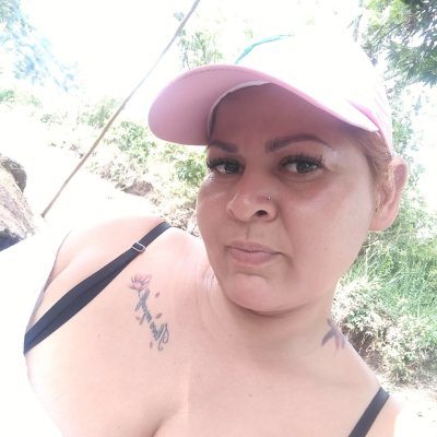kinkymommy naked stripping on cam for live sex video chat
