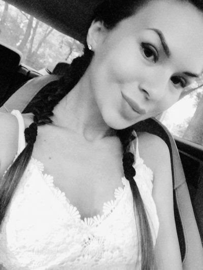 _Kira_Ray_ naked stripping on cam for live sex video chat