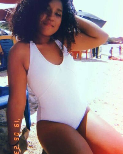 kironaz_18 naked stripping on cam for live sex video chat