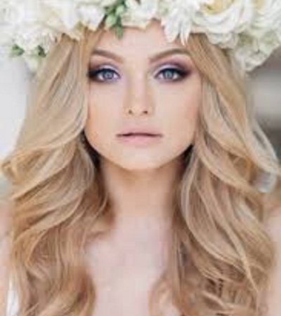 Kirrie naked stripping on cam for live sex video chat