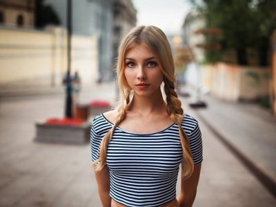kis9mur naked stripping on cam for live sex video chat