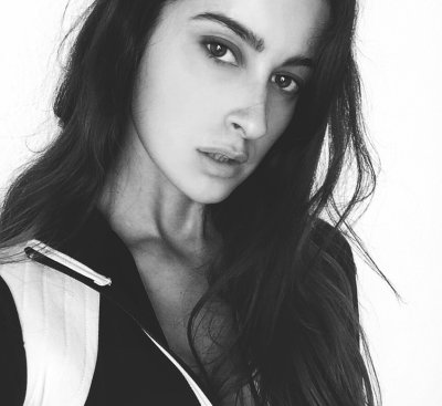 kitcatt25 naked stripping on cam for live sex video chat