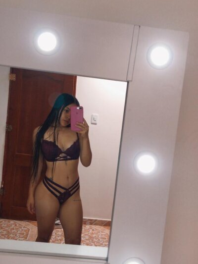 kittyweb1820 naked stripping on cam for live sex video chat