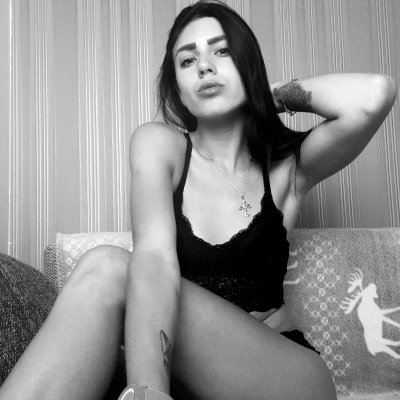 LaliVolt naked stripping on cam for live sex video chat