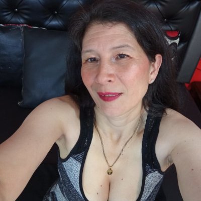 Latin_exotic_mature_wd naked stripping on cam for live sex video chat