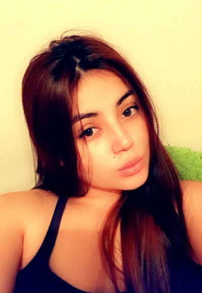 laylascarlett naked stripping on cam for live sex video chat