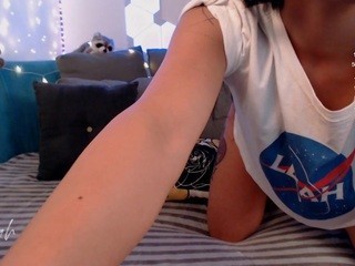 Leiah naked Live Sex Chat Room