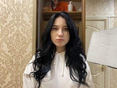 LeticiaBonnie naked stripping on cam for live sex video chat