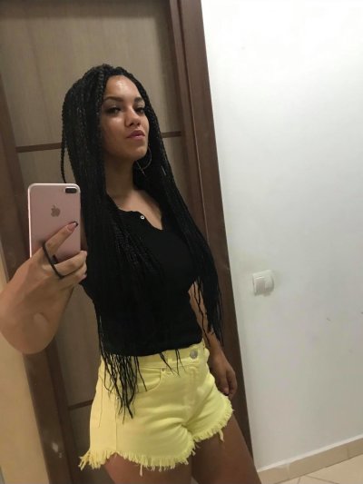 lexy_sweet naked stripping on cam for live sex video chat