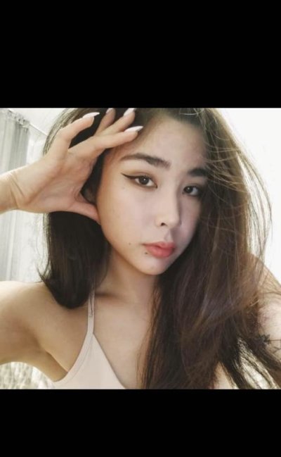 Leya_kim naked stripping on cam for live sex video chat