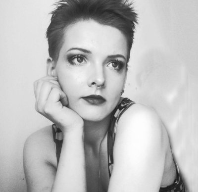 _lil_pussy_ naked stripping on cam for live sex video chat