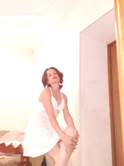 LiliaKane naked stripping on cam for live sex video chat