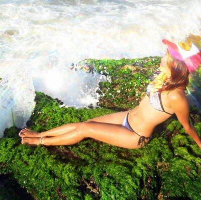 Lily_moons naked stripping on cam for live sex video chat
