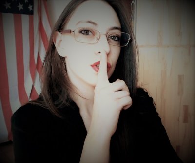 littledream20 naked stripping on cam for live sex video chat
