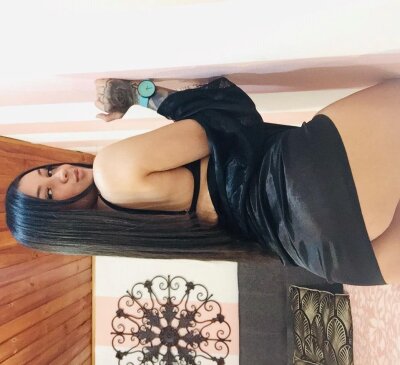 Loana_ivanof naked stripping on cam for live sex video chat