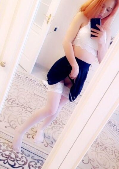 Lolii_X_Girl naked stripping on cam for live sex video chat