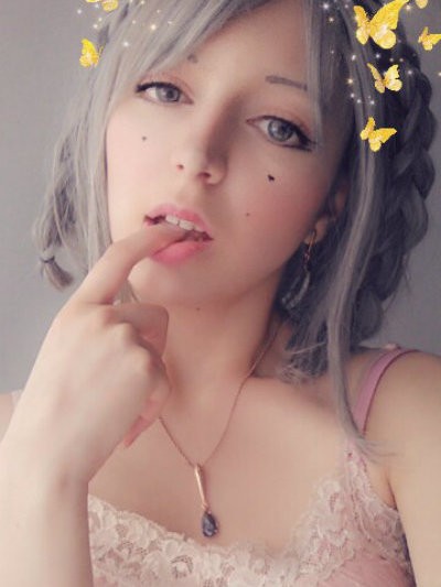 Lolitanne naked stripping on cam for live sex video chat