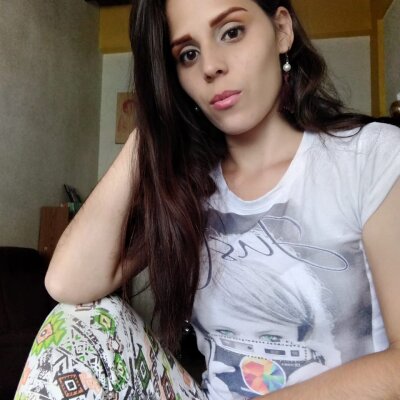 lovelydollyxx69 naked stripping on cam for live sex video chat