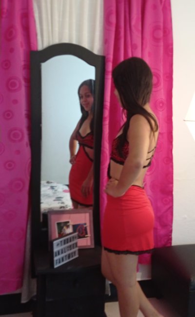 LUCY_SEX naked stripping on cam for live sex video chat