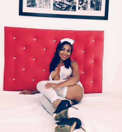 LUISSA_ naked stripping on cam for live sex video chat