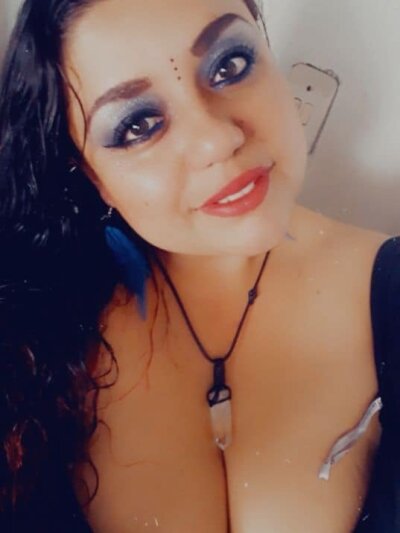 luren_b naked stripping on cam for live sex video chat