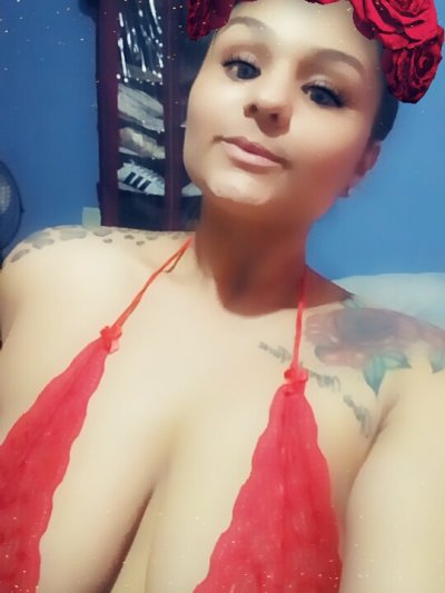 madison_85 naked stripping on cam for live sex video chat