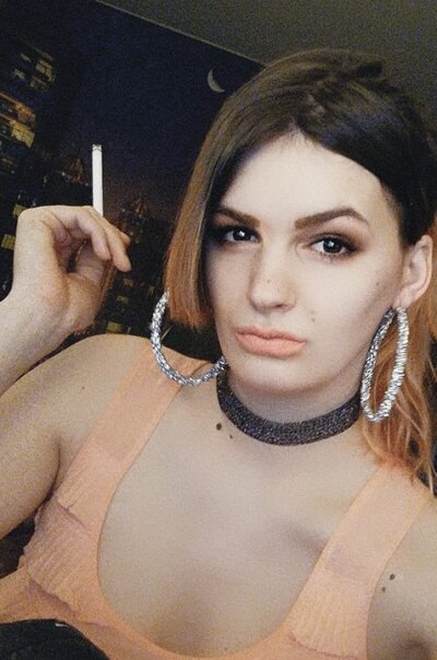 Marisol979 naked stripping on cam for live sex video chat