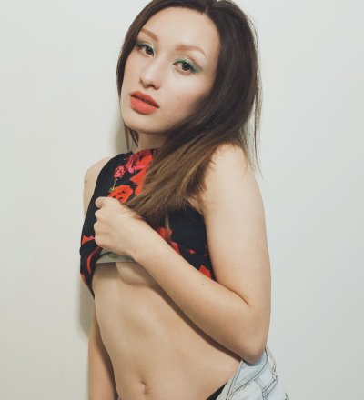 MartinaAdams naked stripping on cam for live sex video chat