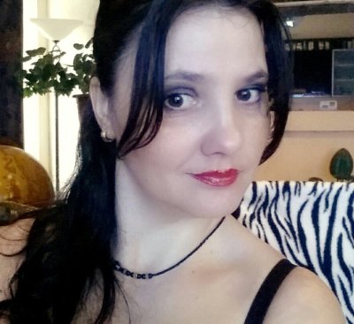 Mary_x naked stripping on cam for live sex video chat