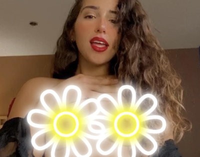 maryloveme69 naked stripping on cam for live sex video chat