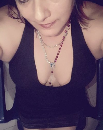 mature_wild4uu naked stripping on cam for live sex video chat