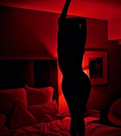 Megan_venedetti naked stripping on cam for live sex video chat
