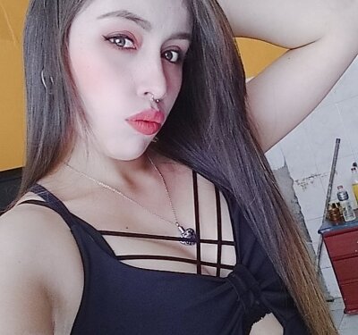 Melody_stars naked stripping on cam for live sex video chat