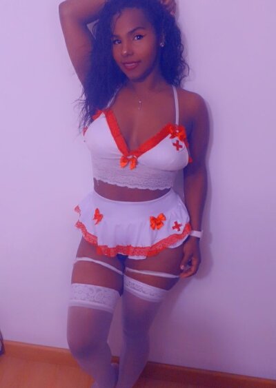Mery_Care naked stripping on cam for live sex video chat