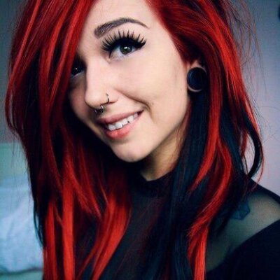 MeryGinger naked stripping on cam for live sex video chat