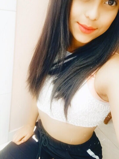 Mia_hottie naked stripping on cam for live sex video chat