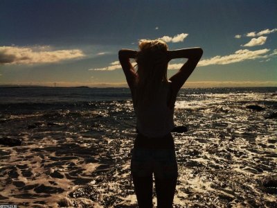 Miki_Milsi naked stripping on cam for live sex video chat