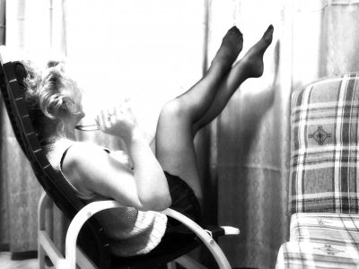 Milfelation naked stripping on cam for live sex video chat