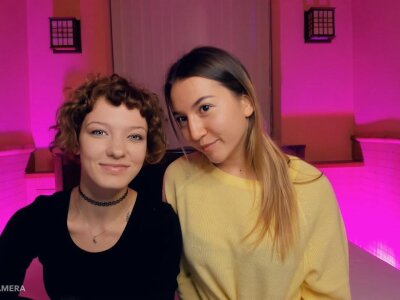 MollyHoep naked stripping on cam for live sex video chat