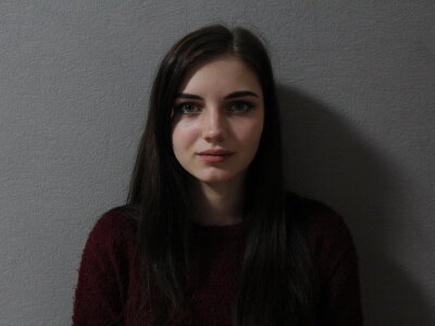 MollyKenneth naked stripping on cam for live sex video chat