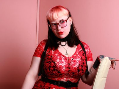 MorganaVibe naked stripping on cam for live sex video chat