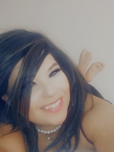 MsJadeofAl naked stripping on cam for live sex video chat