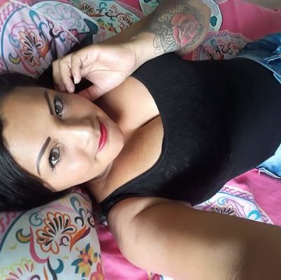 Naomy_Saenz naked stripping on cam for live sex video chat